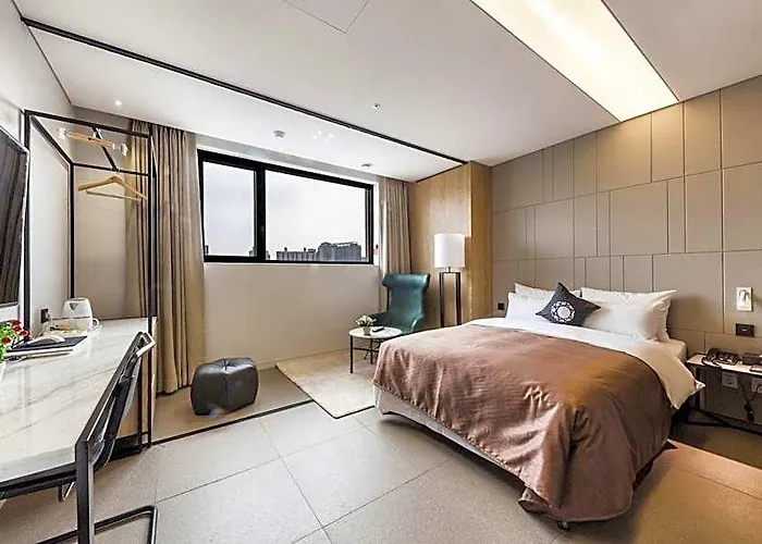 Motel Cullinan Guro 3*