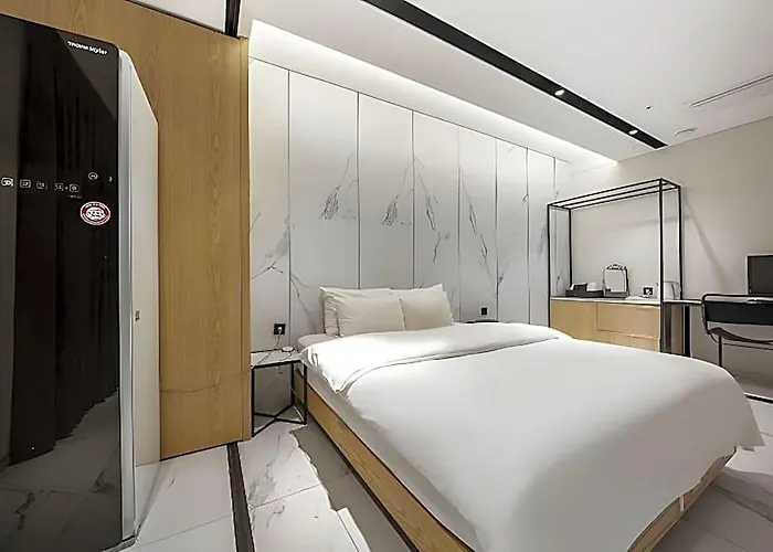 Cullinan Guro 3*