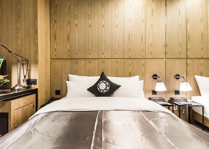 Motel Cullinan Guro