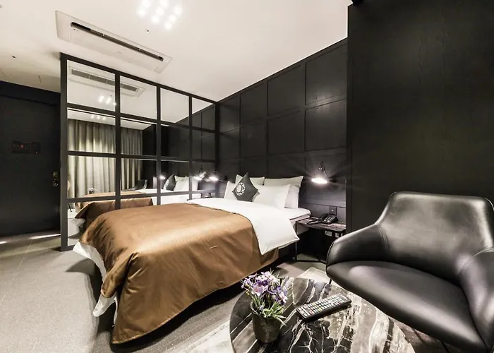 Motel Cullinan Guro 3*